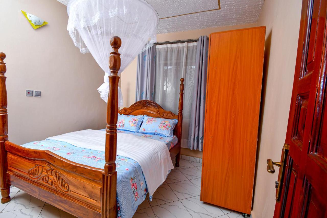 Peace Of Mind Suites Entebbe Exterior photo